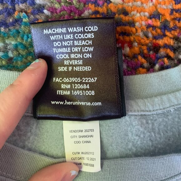 Her Universe Marvel Sweatshirt - Picture 4 of 4